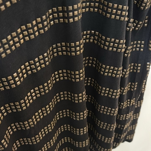 Torn by Ronny Kobo black tank top with copper-colored metallic squares size L - Picture 7 of 8